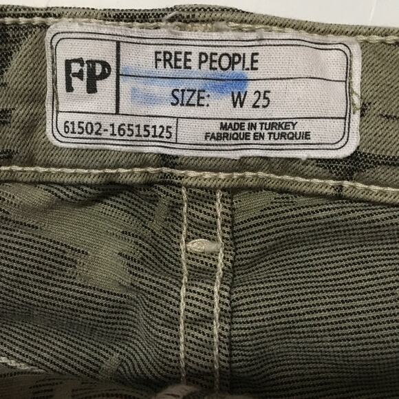 Free People Long & Lean High Waist Denim Camo Leggings - 25 - Picture 11 of 12